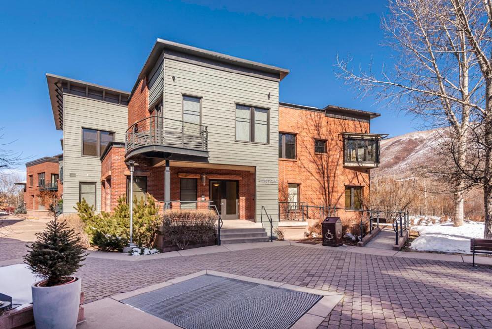 Obermeyer Place Unit 102 Park, Expansive Luxury Condo Walking Distance To Gondola & Restaurants Aspen Exterior photo